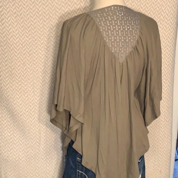 Olive Top - Picture 4 of 5